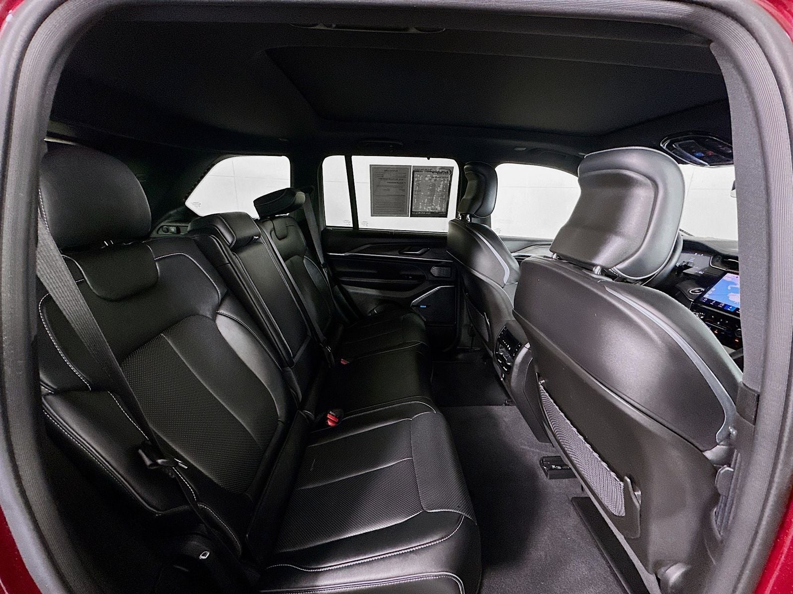 2022 Jeep Grand Cherokee Overland 4x4