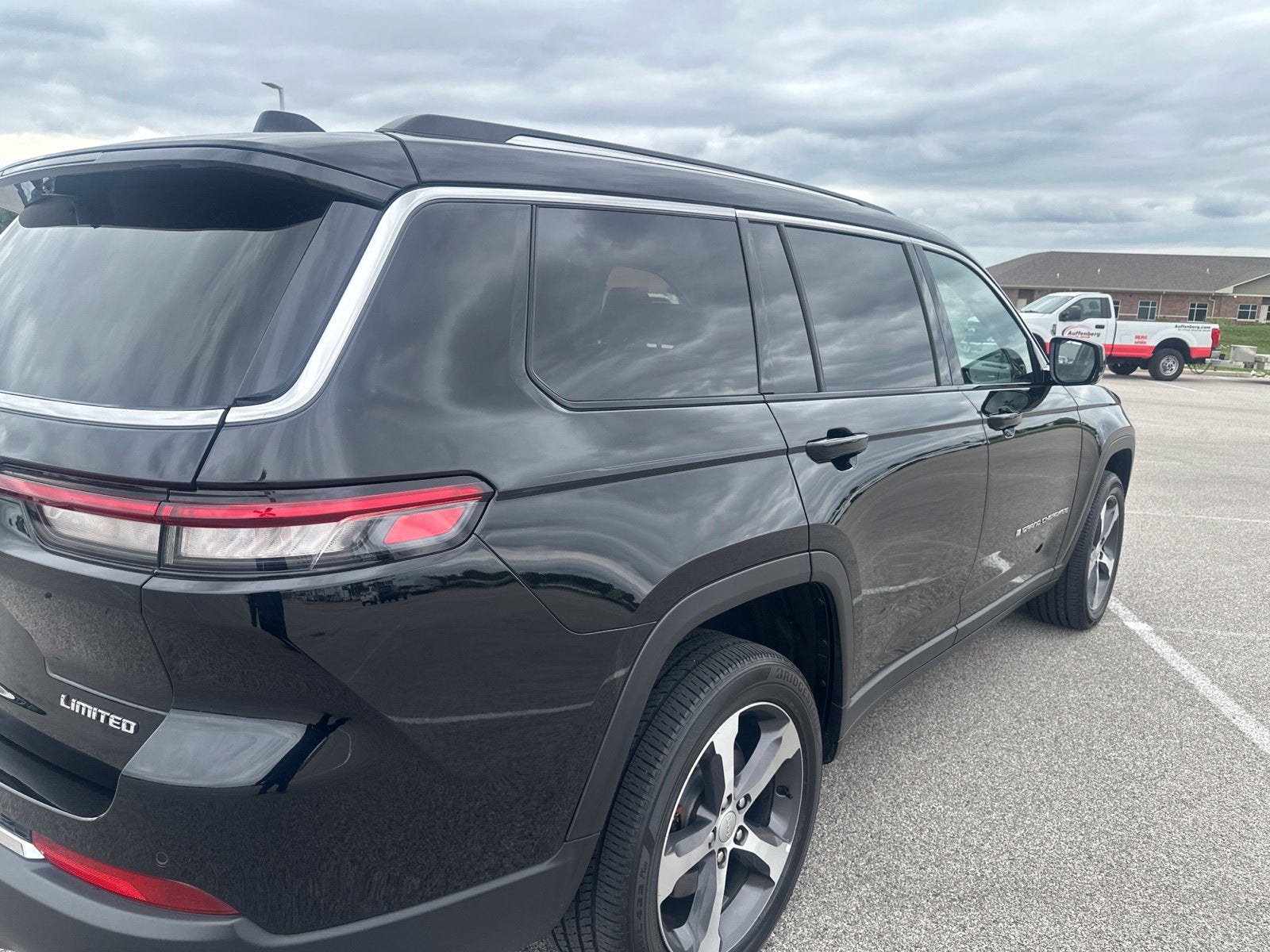 2023 Jeep Grand Cherokee L Limited