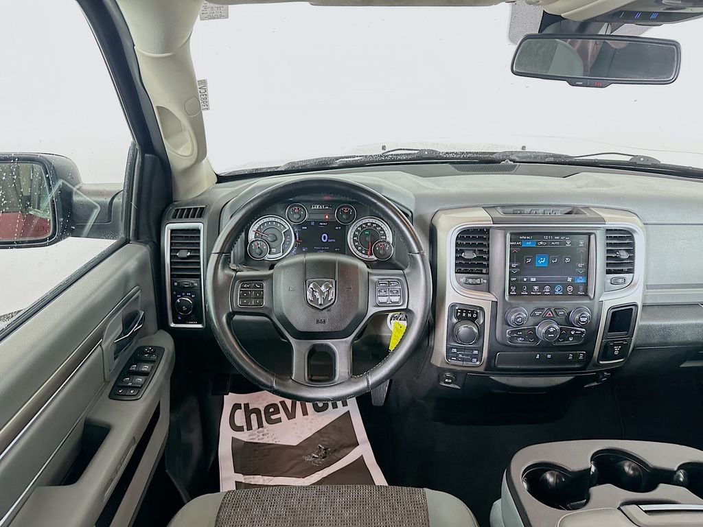 2017 RAM 1500 Big Horn Quad Cab 4x4 6'4' Box