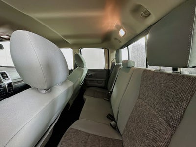 2017 RAM 1500 Big Horn Quad Cab 4x4 6'4' Box