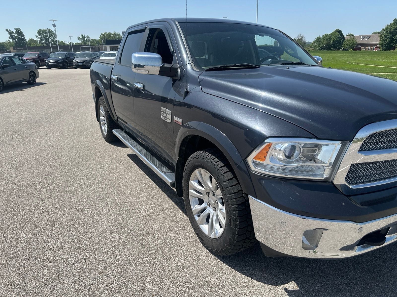 2017 RAM 1500 Longhorn Crew Cab 4x4 5'7' Box