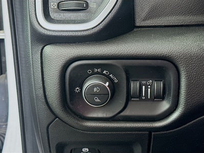 2019 RAM 1500 Big Horn/Lone Star Crew Cab 4x4 5'7' Box