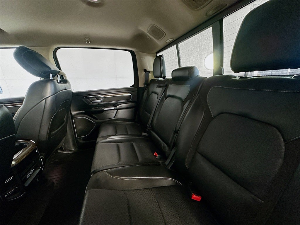 2019 RAM 1500 Laramie Crew Cab 4x4 5'7' Box