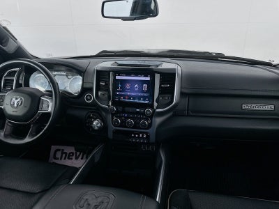 2020 RAM 1500 Laramie Crew Cab 4x4 5'7' Box