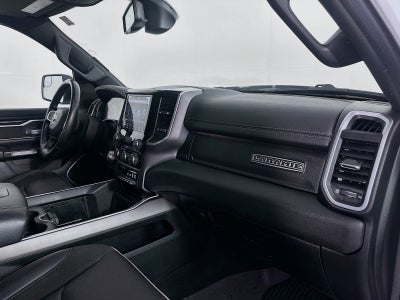 2020 RAM 1500 Laramie Crew Cab 4x4 5'7' Box
