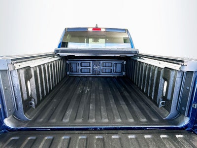 2020 RAM 1500 Laramie Crew Cab 4x4 5'7' Box