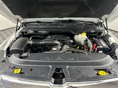 2019 RAM 1500 Laramie Crew Cab 4x4 5'7' Box