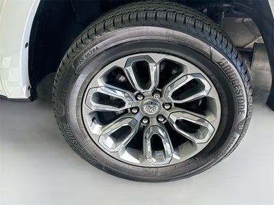 2021 RAM 1500 Laramie Crew Cab 4x4 5'7' Box