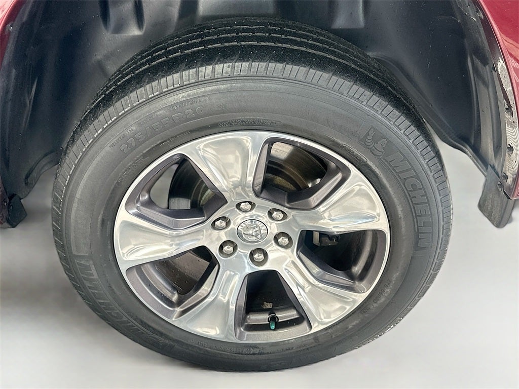 2019 RAM 1500 Laramie Crew Cab 4x4 5'7' Box