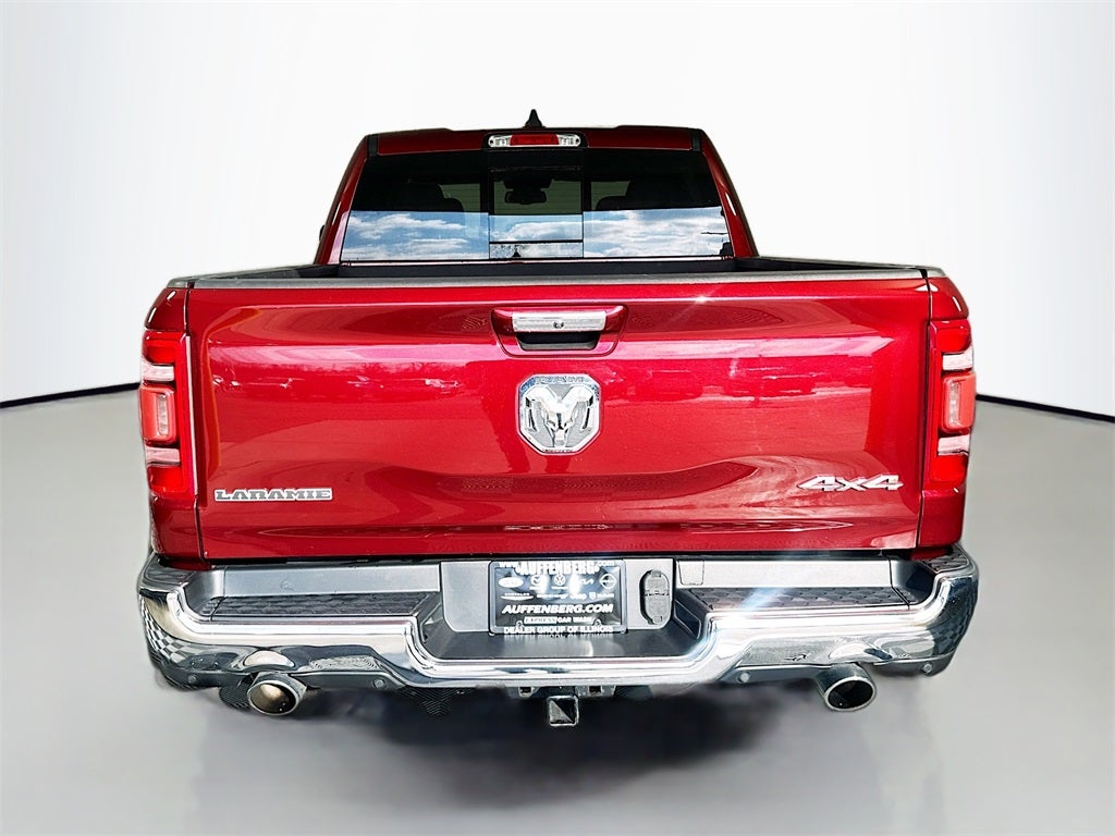 2019 RAM 1500 Laramie Crew Cab 4x4 5'7' Box