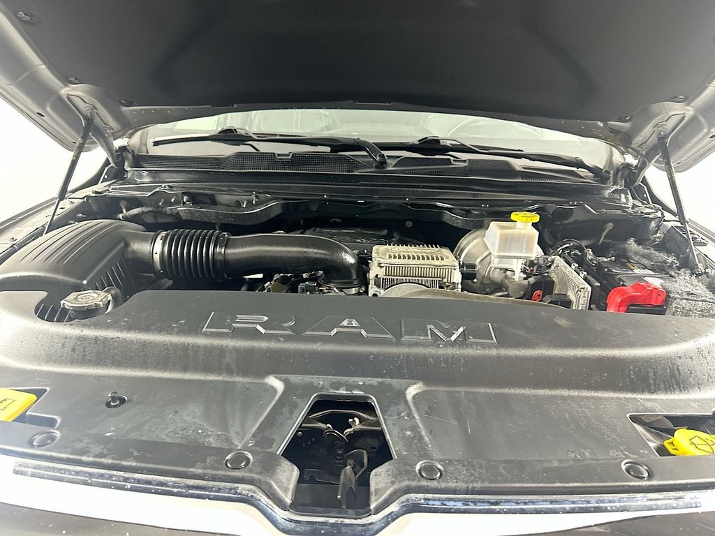 2019 RAM 1500 Limited Crew Cab 4x4 6'4' Box