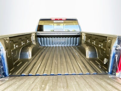 2022 Chevrolet Silverado 1500 4WD Crew Cab Short Bed High Country