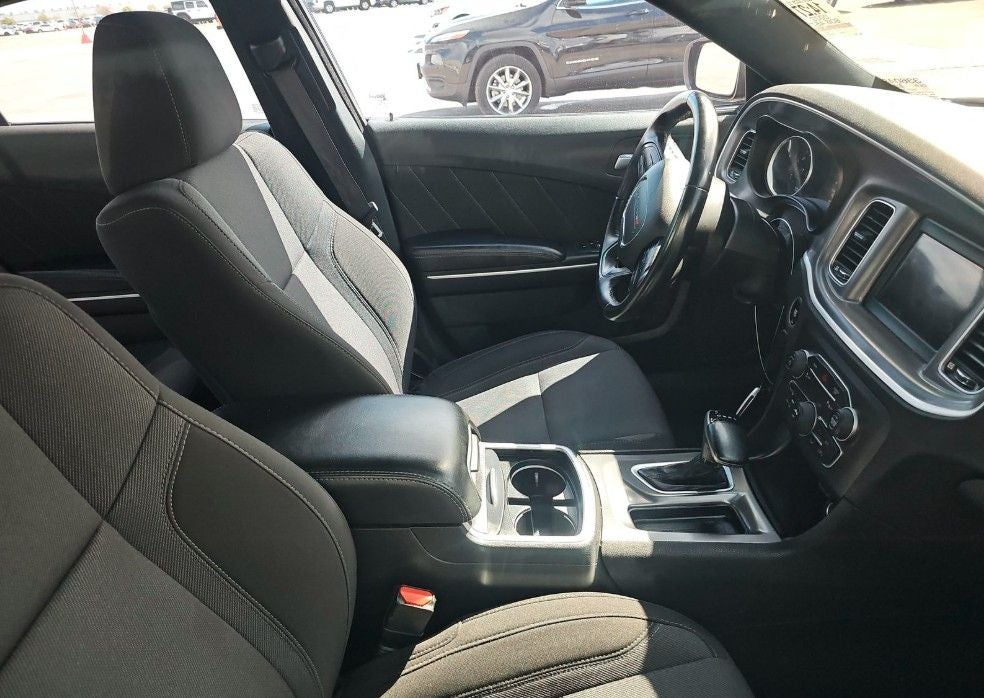 2022 Dodge Charger SXT RWD