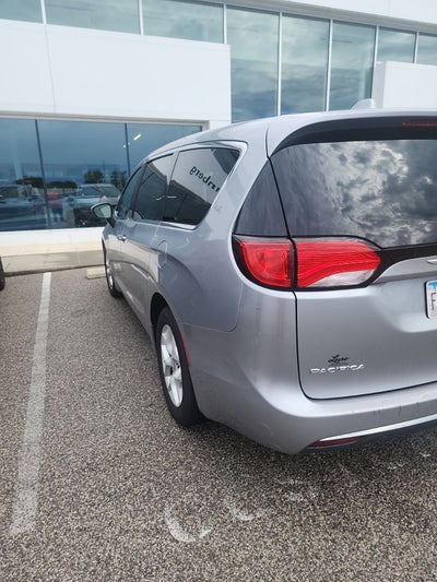 2017 Chrysler Pacifica Touring Plus