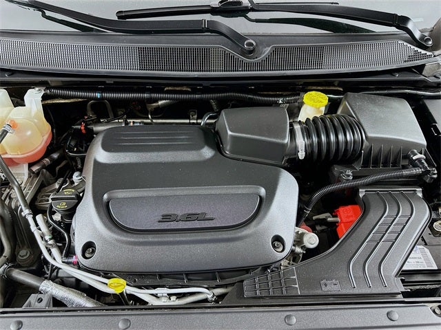 2020 Chrysler Voyager LX