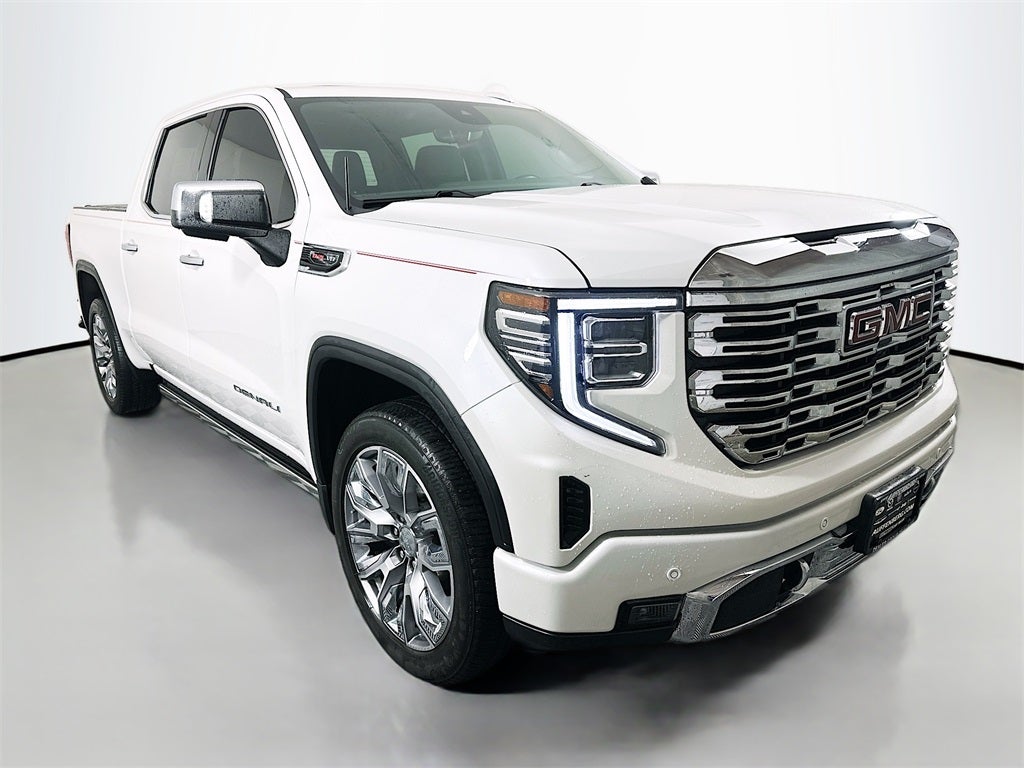 2023 GMC Sierra 1500 4WD Crew Cab Short Box Denali