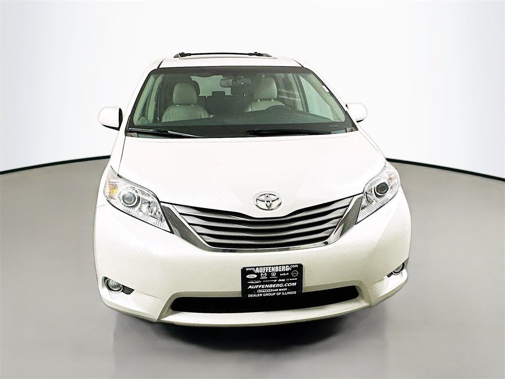2015 Toyota Sienna XLE Premium 7 Passenger
