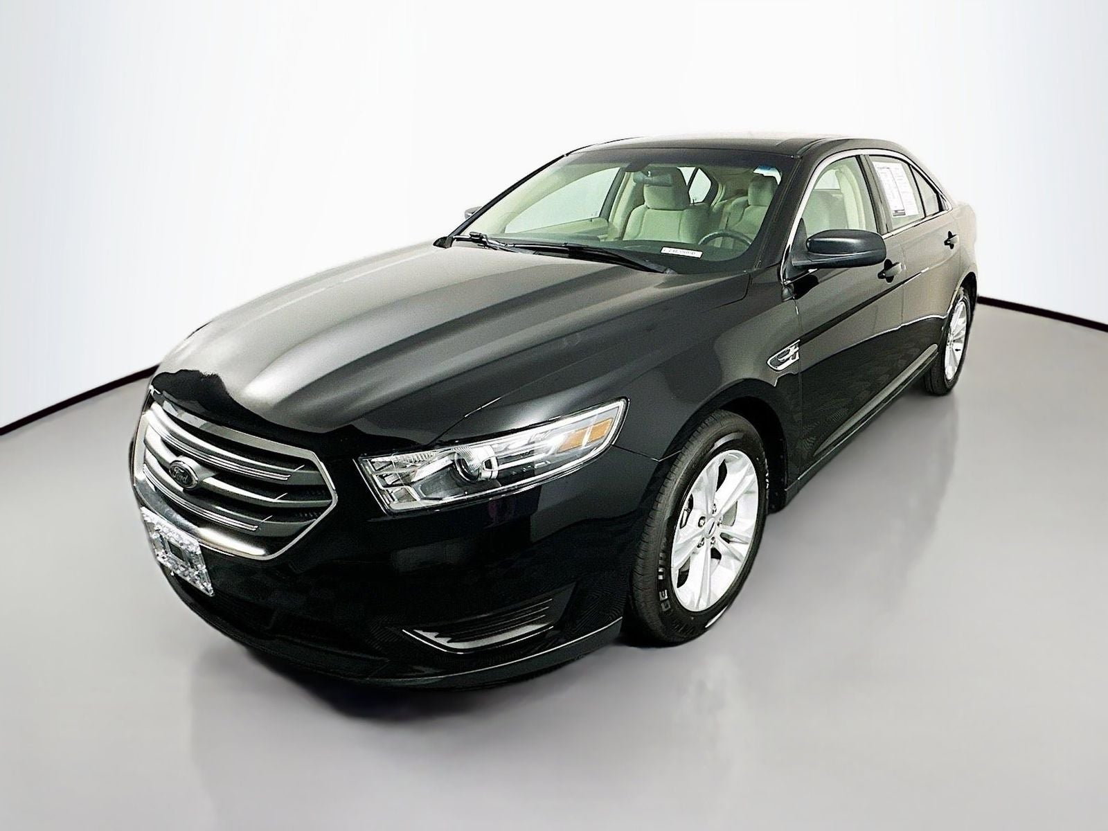 2018 Ford Taurus SE