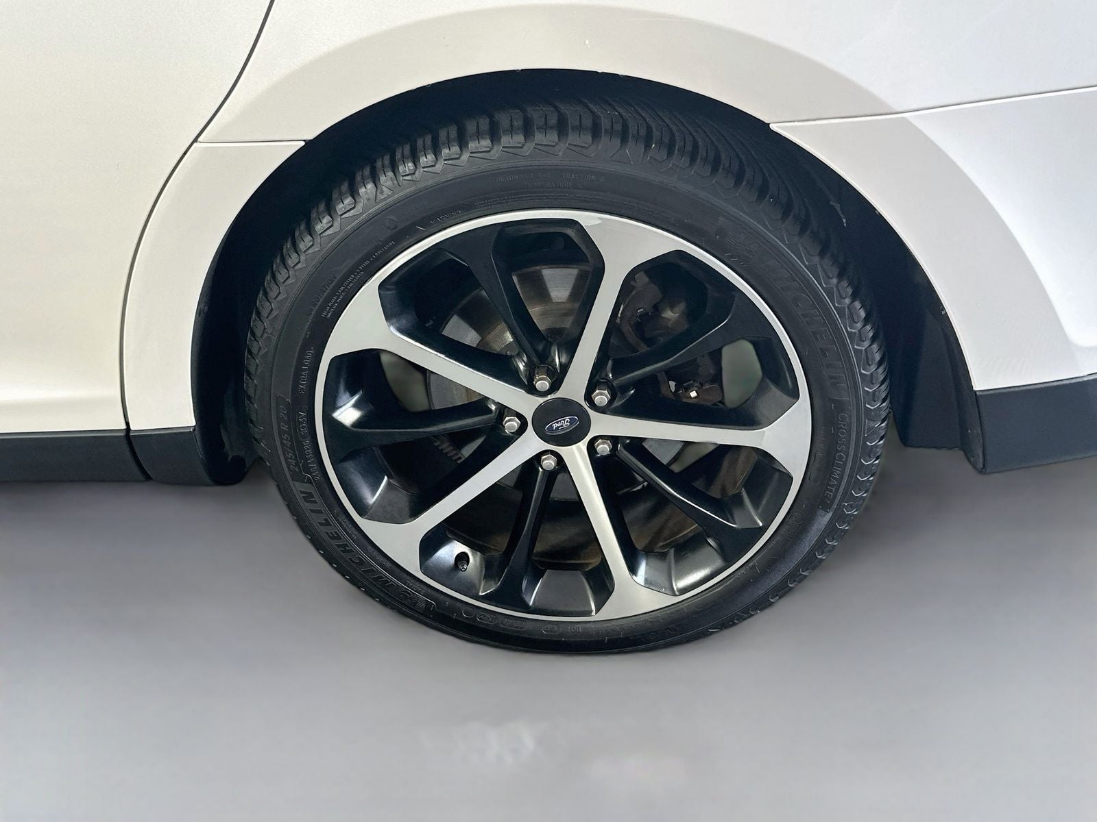 2016 Ford Taurus Limited