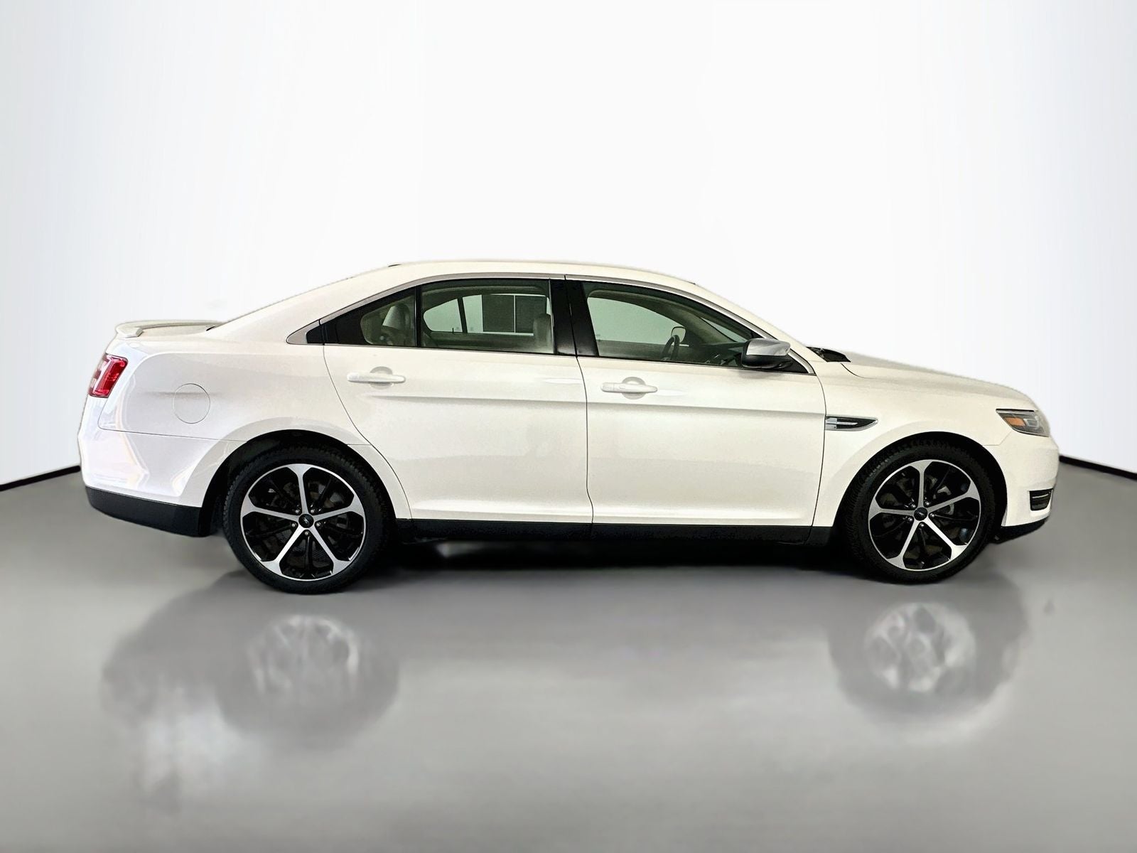 2016 Ford Taurus Limited