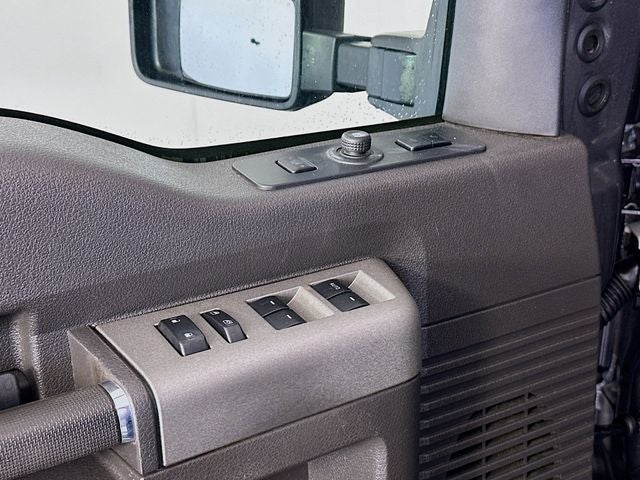 2011 Ford F-350SD Lariat 156 WB