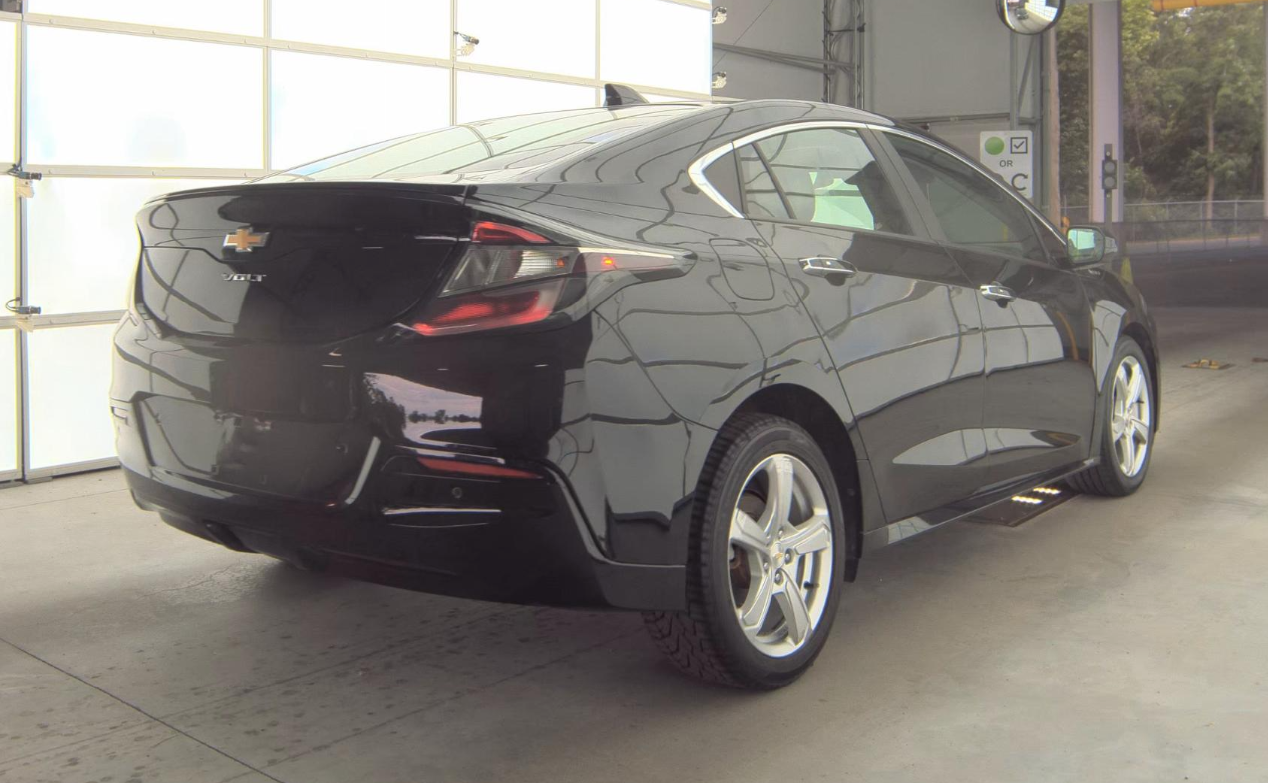 2018 Chevrolet Volt LT