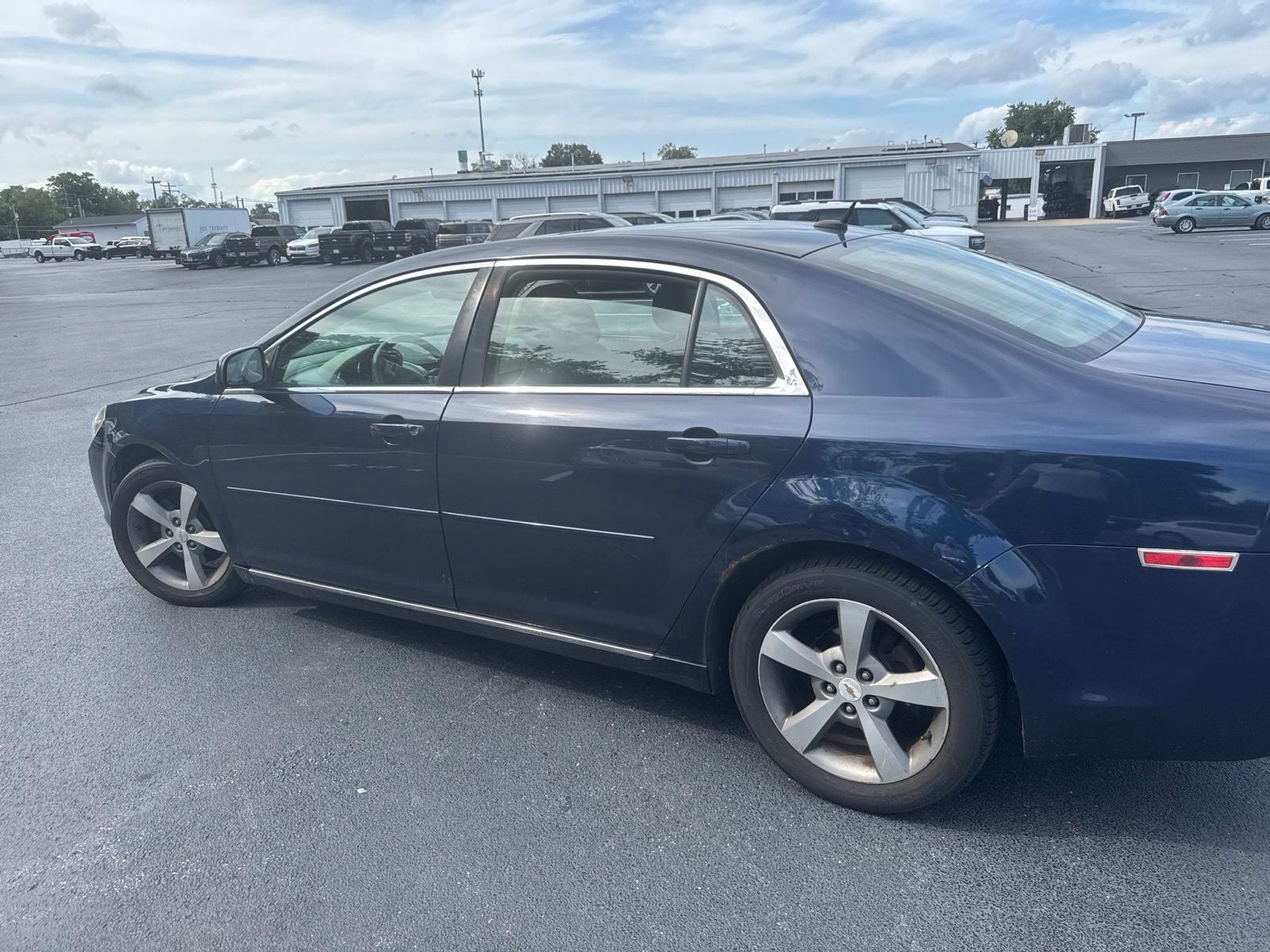 2011 Chevrolet Malibu LT 2LT