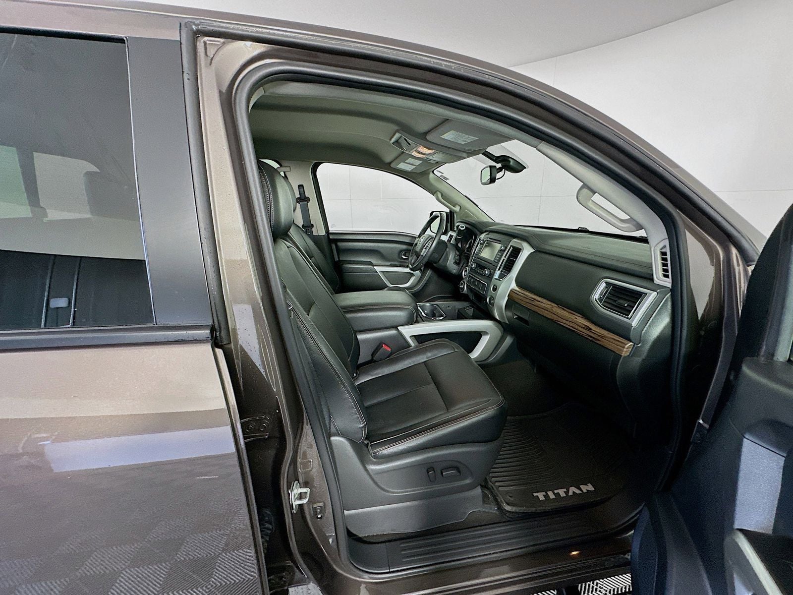 2019 Nissan Titan SL