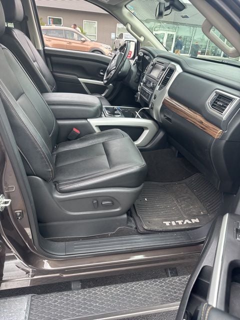 2019 Nissan Titan SL
