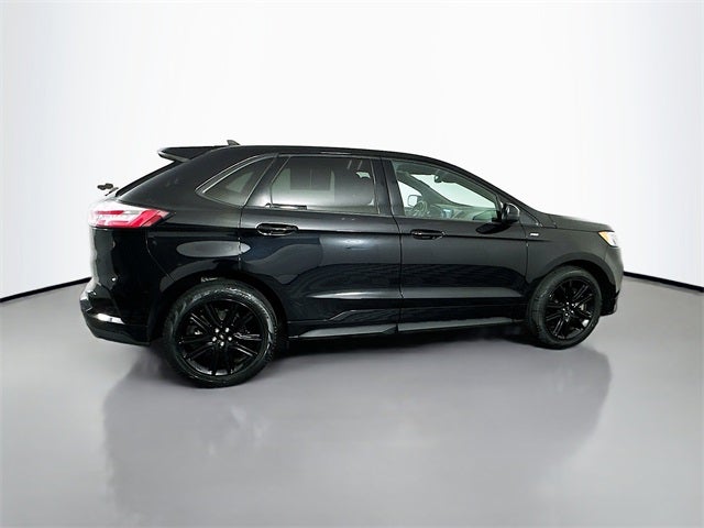 2021 Ford Edge ST Line