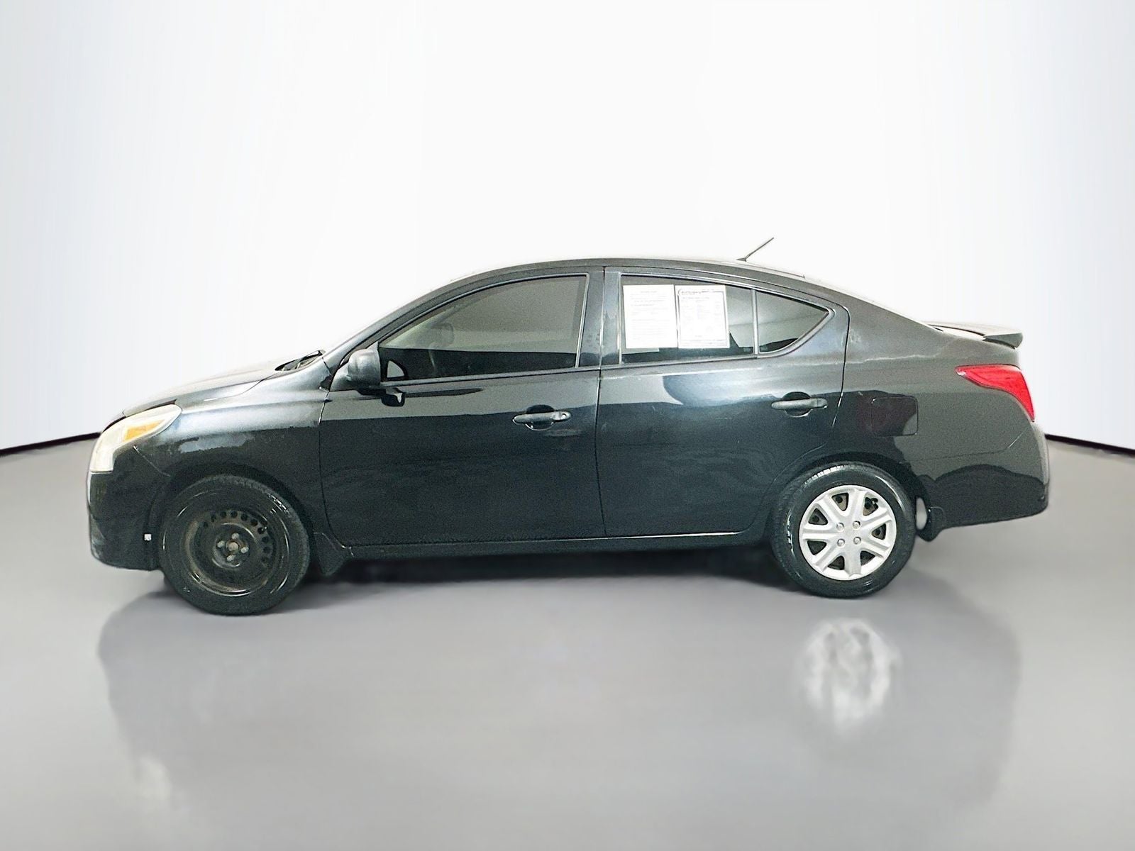 2015 Nissan Versa 1.6 S Plus