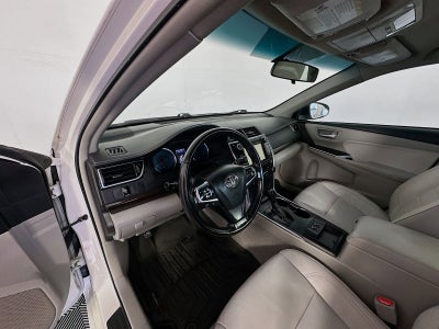 2016 Toyota Camry XLE