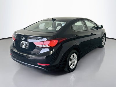 2016 Hyundai Elantra SE