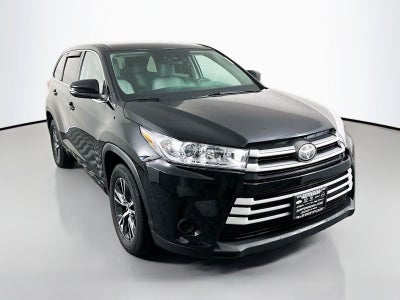2017 Toyota Highlander LE