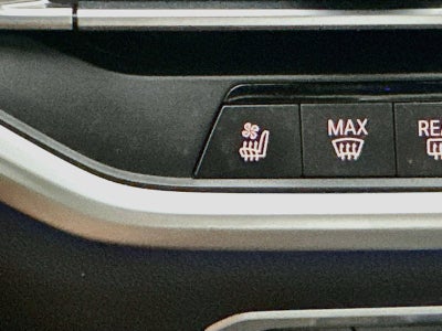 2021 BMW X5 M50i