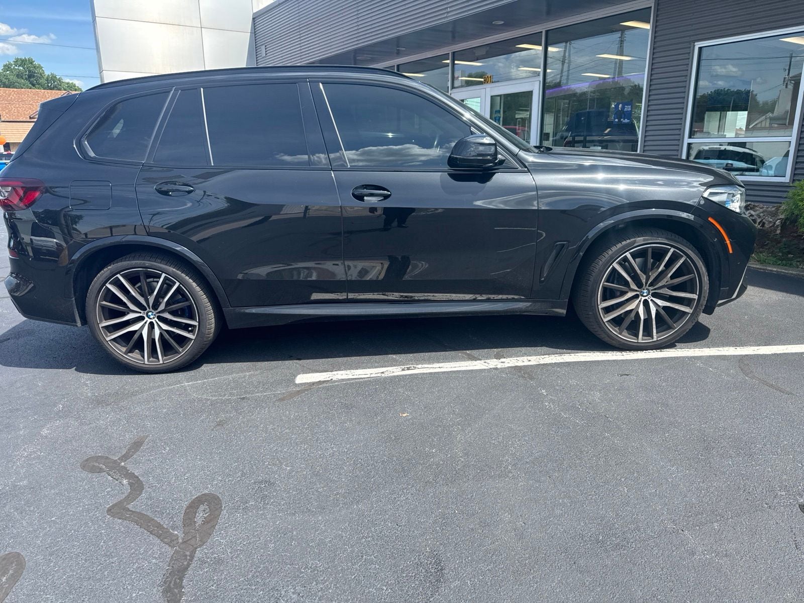 2021 BMW X5 M50i