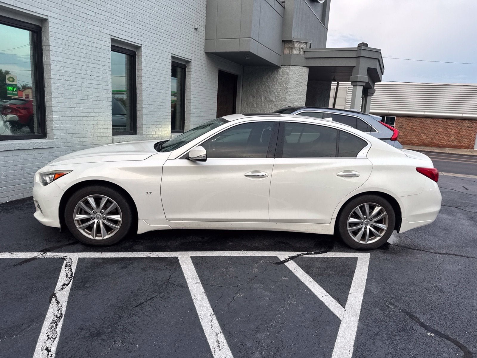 2015 INFINITI Q50 Premium