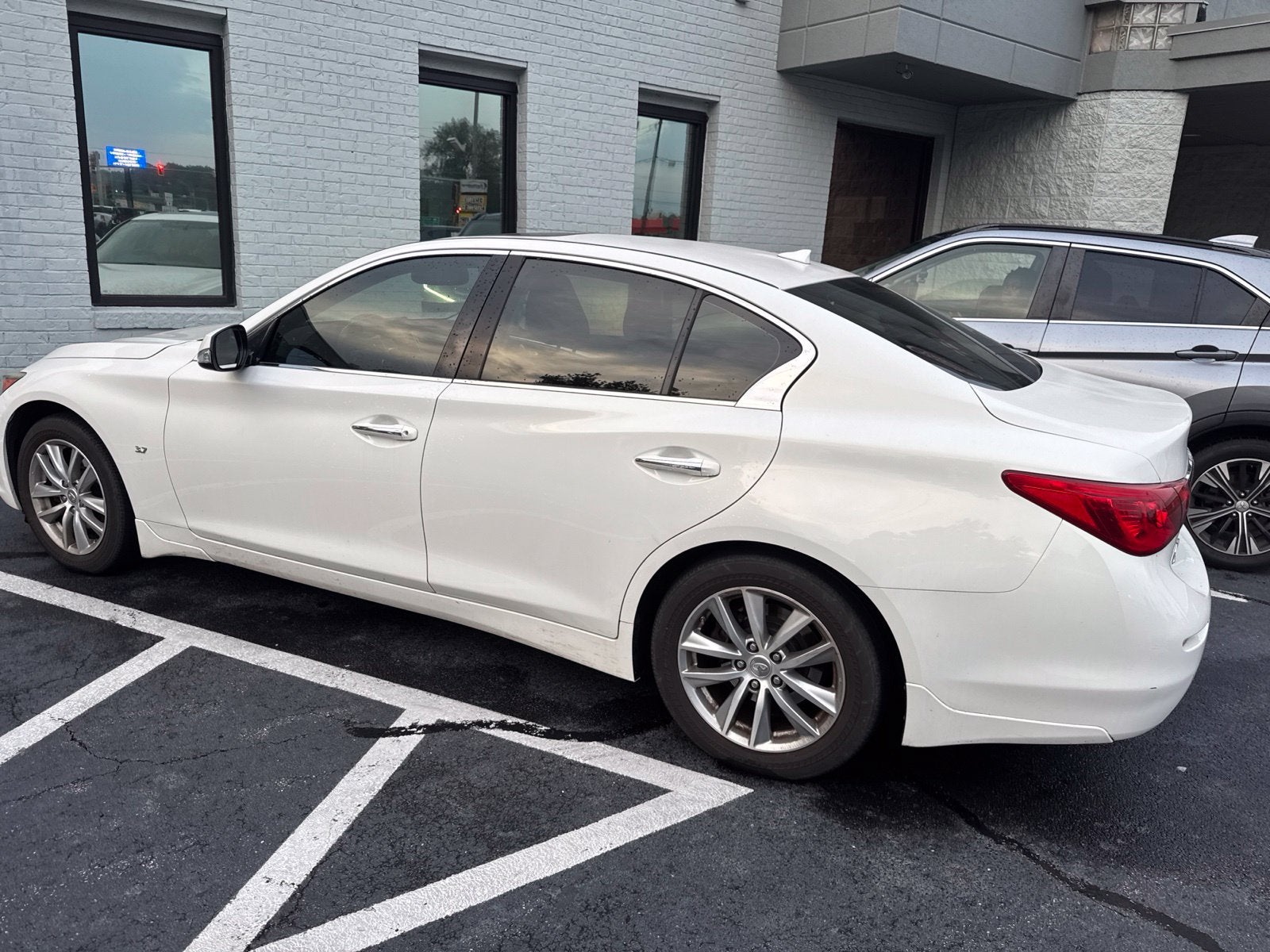 2015 INFINITI Q50 Premium