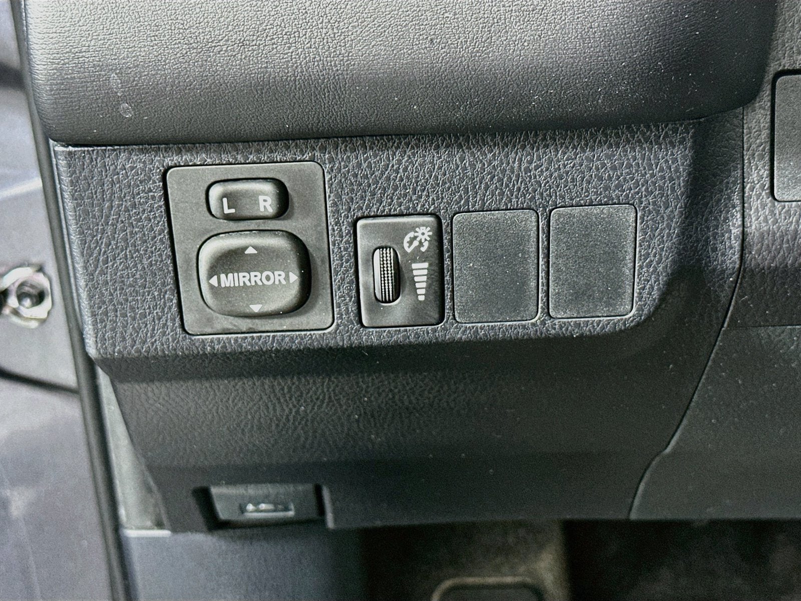 2016 Toyota RAV4 SE