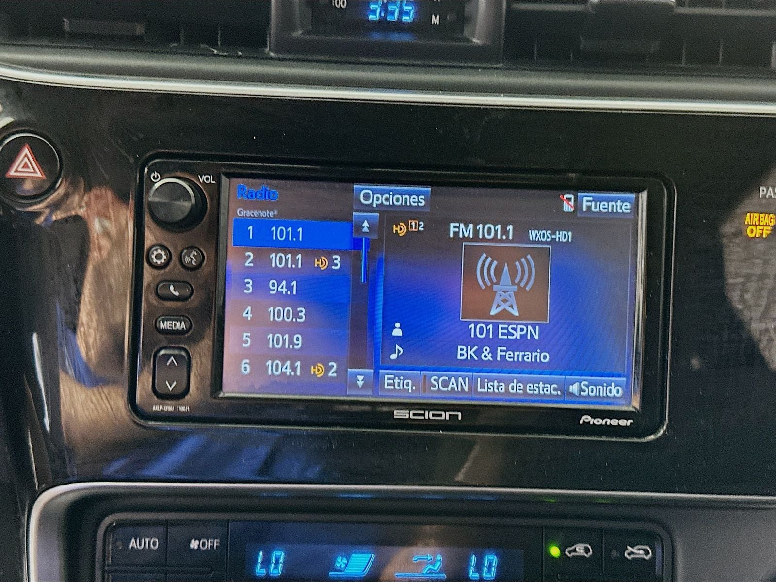 2016 Scion iM Base