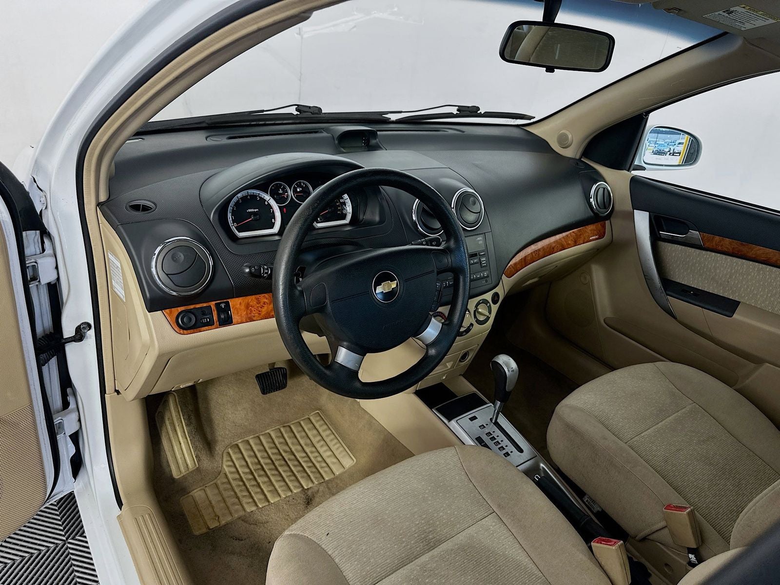 2011 Chevrolet Aveo5 2LT