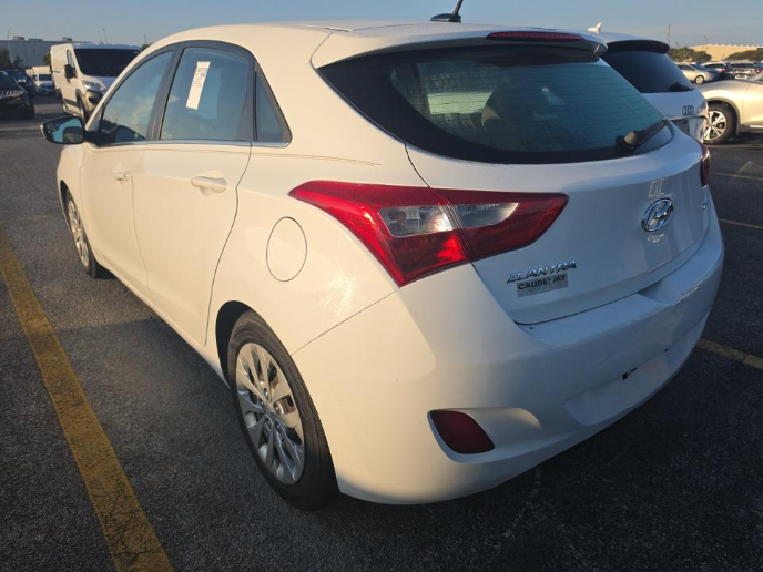 2016 Hyundai Elantra GT Base