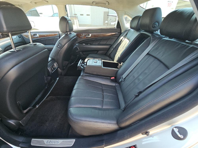 2011 Hyundai Equus Signature