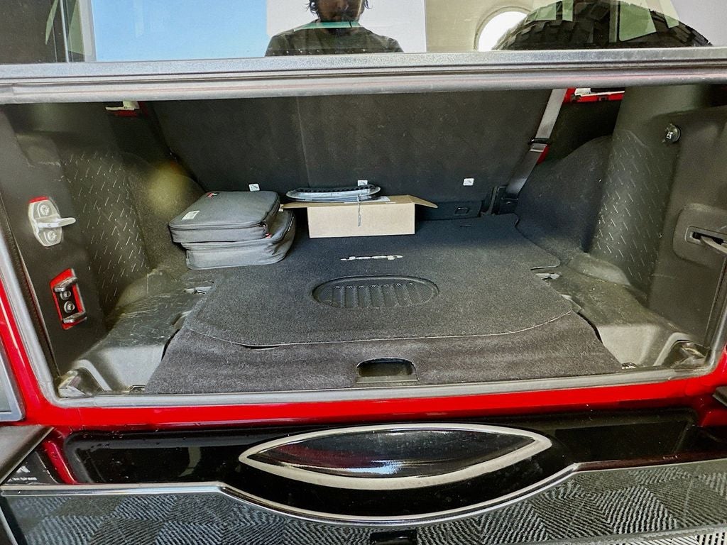 2015 Jeep Wrangler Unlimited Sahara Altitude