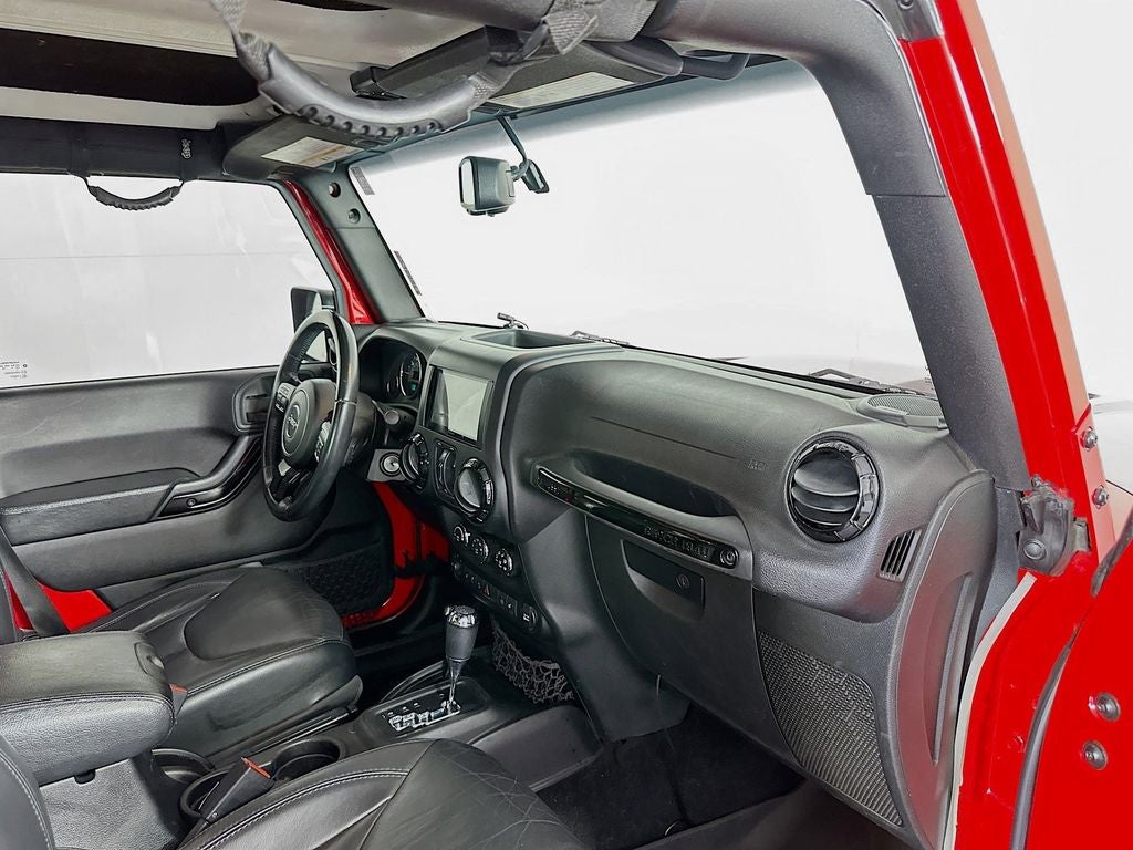 2015 Jeep Wrangler Unlimited Sahara Altitude