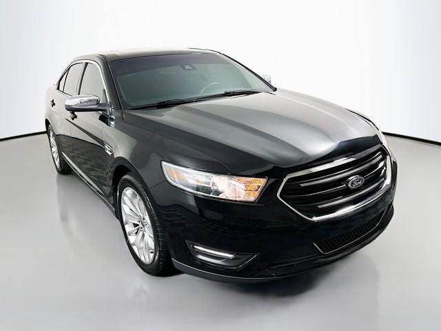 2018 Ford Taurus Limited