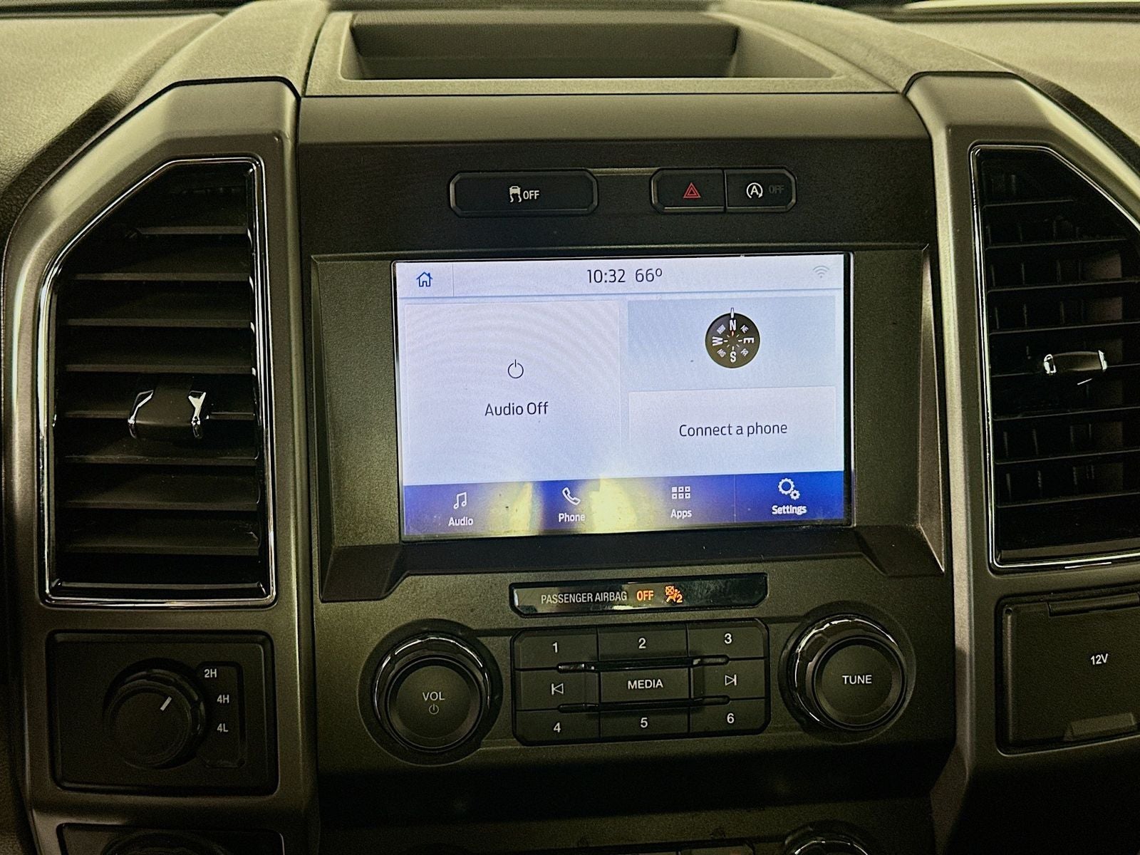 2020 Ford F-150 Base
