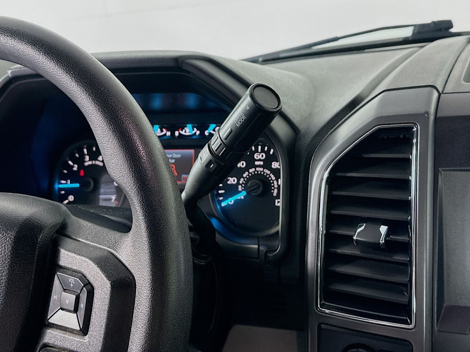 2020 Ford F-150 Base