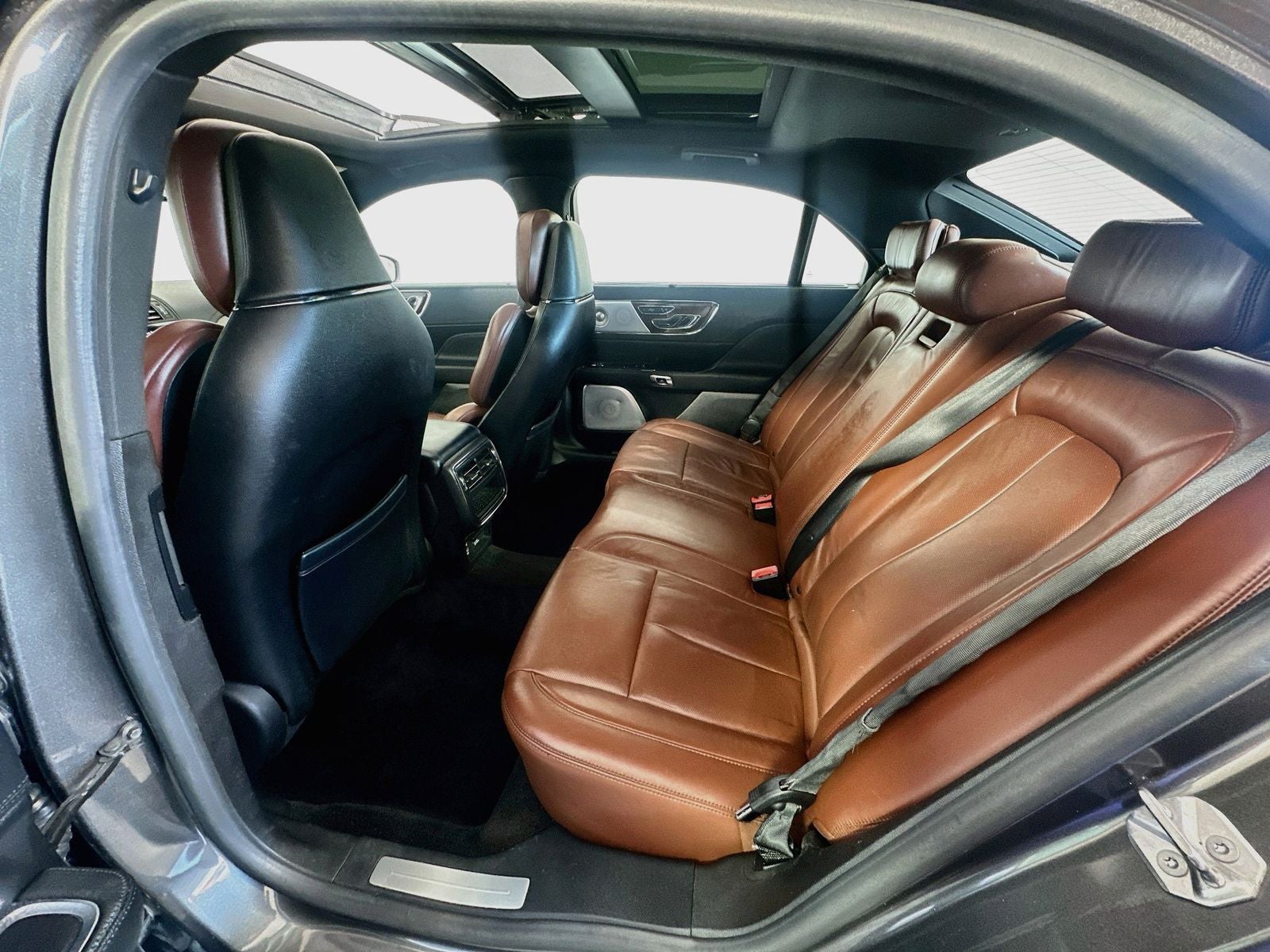 2017 Lincoln Continental Reserve