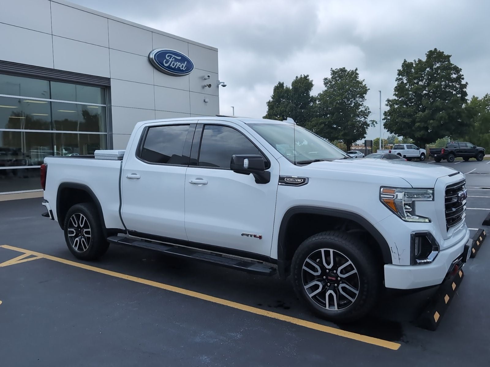 2021 GMC Sierra 1500 AT4